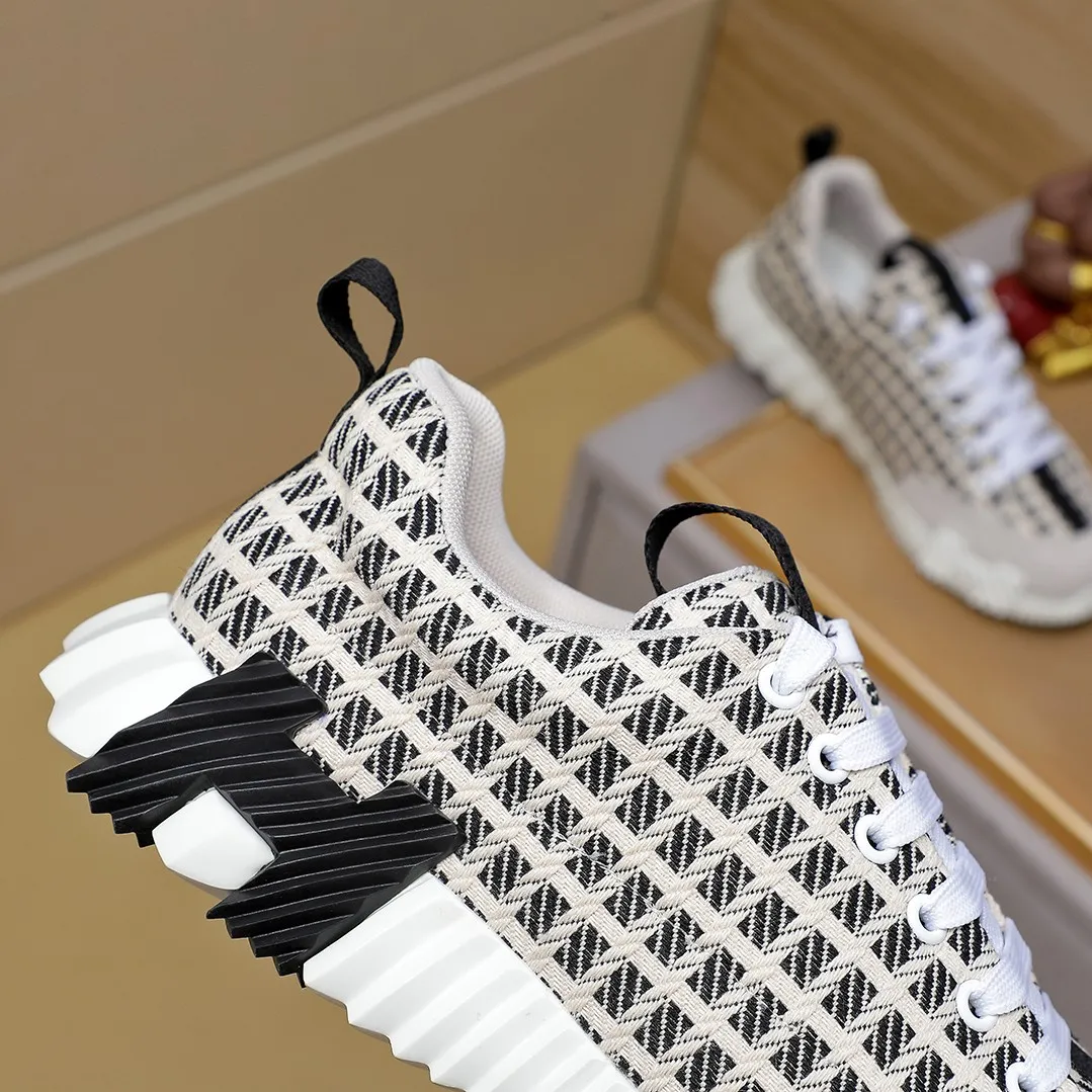 Men's shoes 💰400💰【HERMES】hot-selling men's shoes counter original items! The world's top brands...Luxury quality...//Fashion and high-end footwear 👍💪🏻...give you a low-key luxury comfort experience👍. The upper is made of pure Italian imported first-layer cowhide... 🐑 Leather lining..., comfortable and breathable, high-end and classy... luxurious and noble!! .. OEM factory shipment [Hug] stall.. Original plate. color, code number 38--44